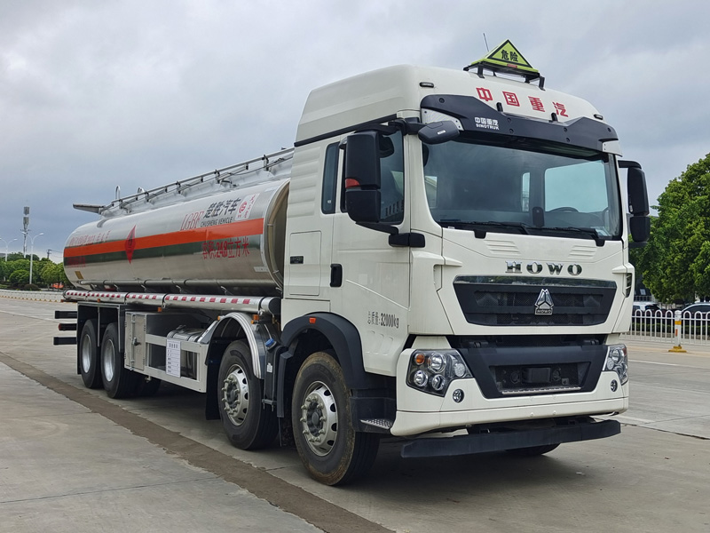 鋁合金運(yùn)油車(chē)，運(yùn)油車(chē)廠家，楚勝汽車(chē)集團(tuán)